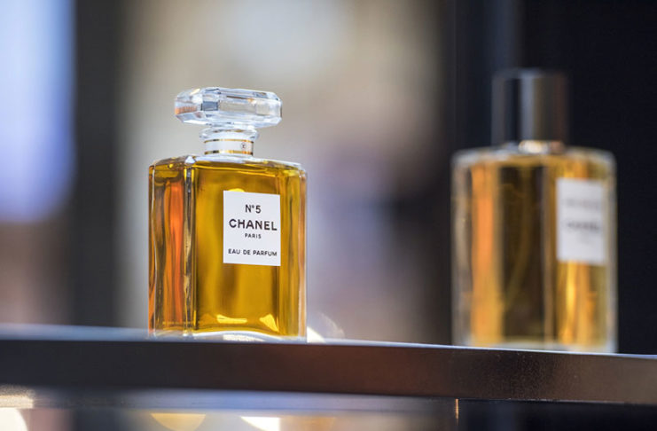 0-Topsix-Top6-des-plus-anciens-produits-de-beaute-encore-en-vente